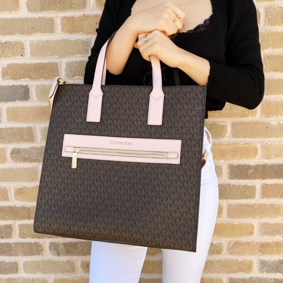 Michael Kors Kenly XL Tote Graphic Logo MK Pink + Double Zip Wristlet - Picture 7 of 10